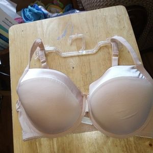 Bobbie Brooks Tuxedo Bra w Satin Trim Size 40 C